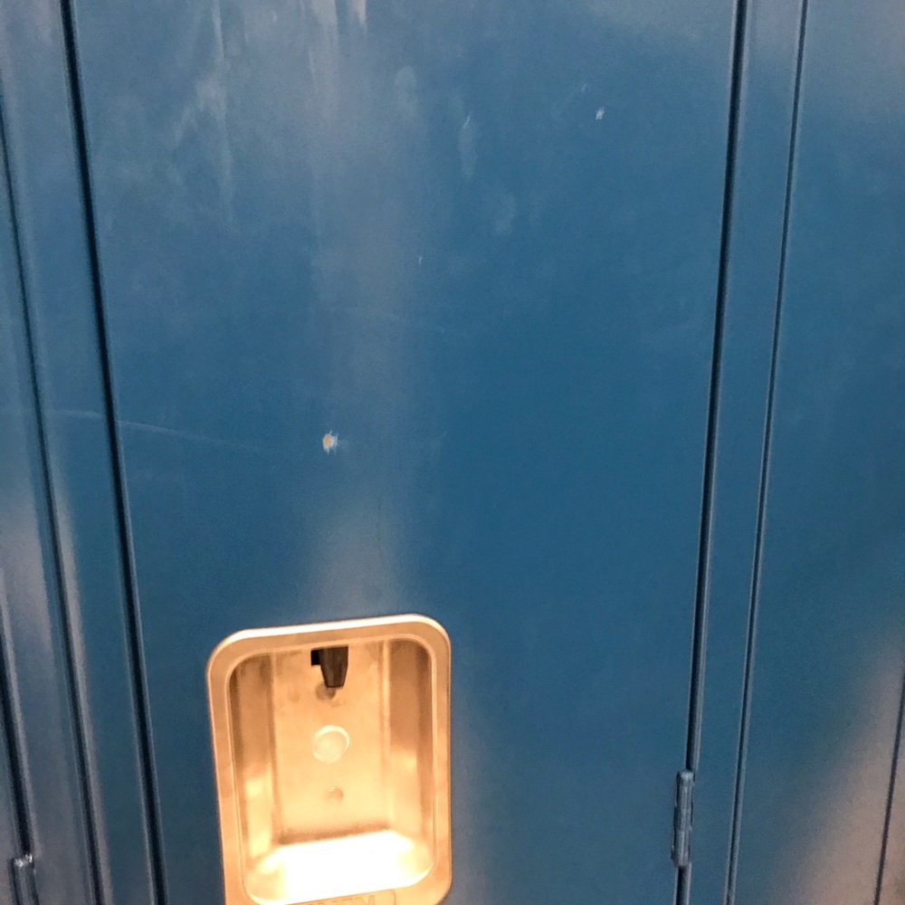 Locker for 200